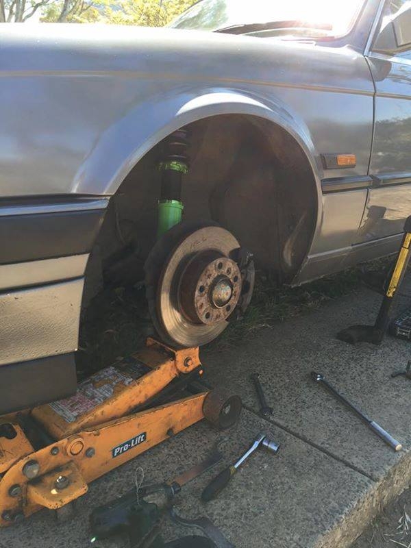 BMW E30安裝GECKO避震器!!!!