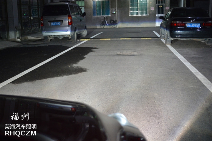 福州汽車(chē)大燈翻新 日產(chǎn)騏達(dá)改燈車(chē)燈升級(jí)氙氣燈Q5雙光透鏡 福州榮海汽車(chē)照明