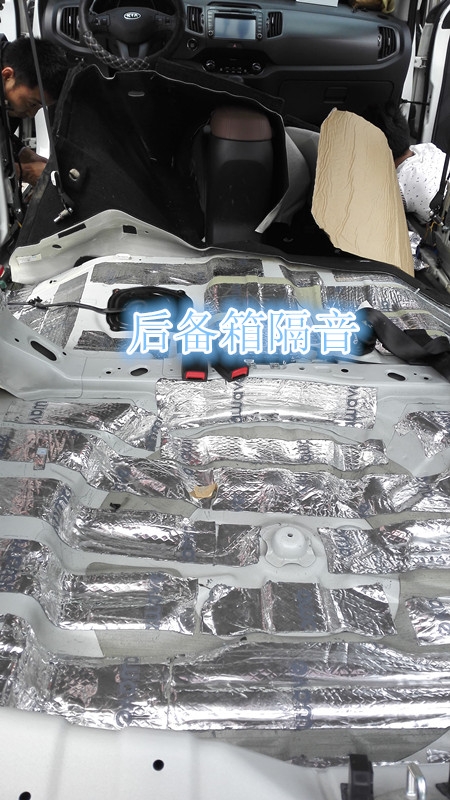 鄭州金聲音響改裝 起亞智跑音響改裝意大利卓麗二分頻備胎倒模低音