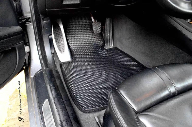 Japan Perfect design floor mat on BMW M3