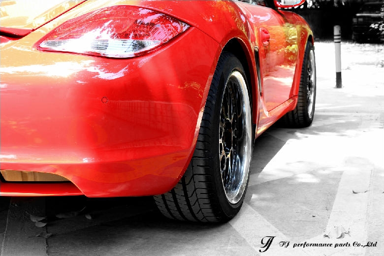 Perfect design x WORK on PORSCHE Cayman 987.2