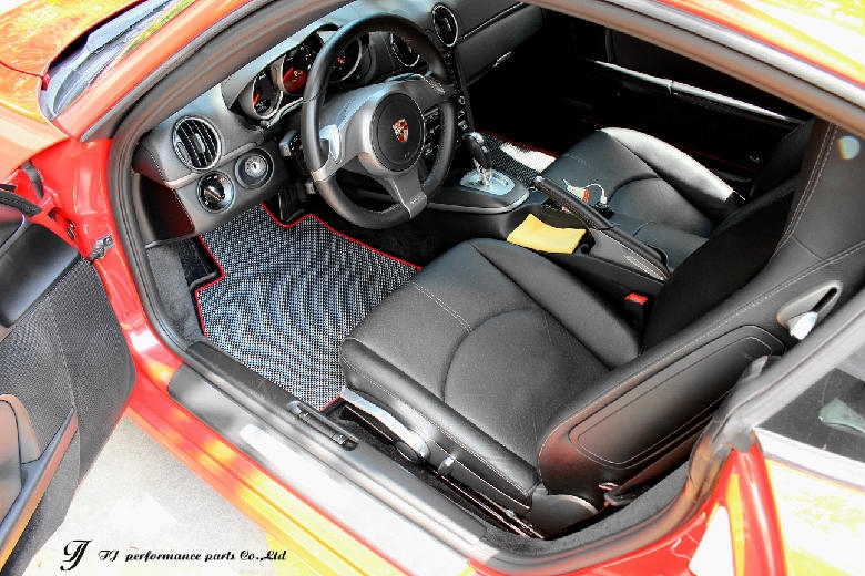 Perfect design x WORK on PORSCHE Cayman 987.2