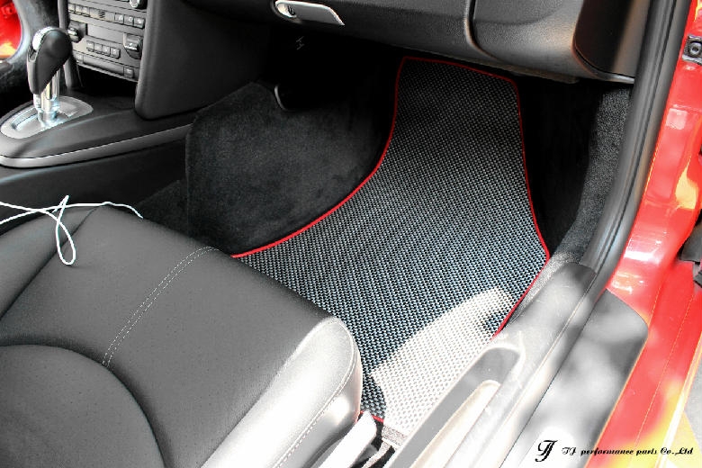 Perfect design x WORK on PORSCHE Cayman 987.2