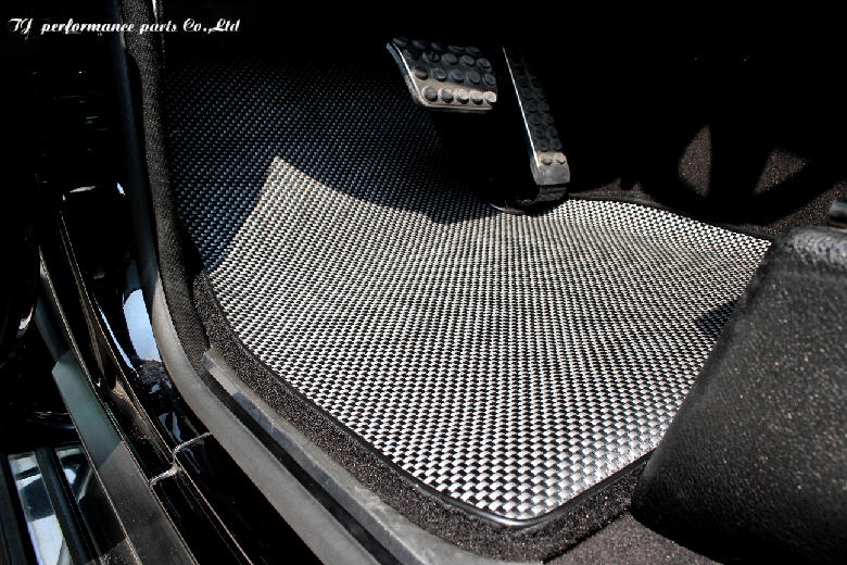 日本 PERFECT DESIGN地毯 x Mercedes-Benz W463 G63 AMG