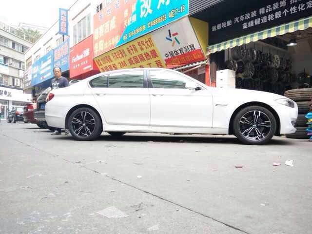 寶馬3系升級(jí)18寸變形金剛改裝輪轂