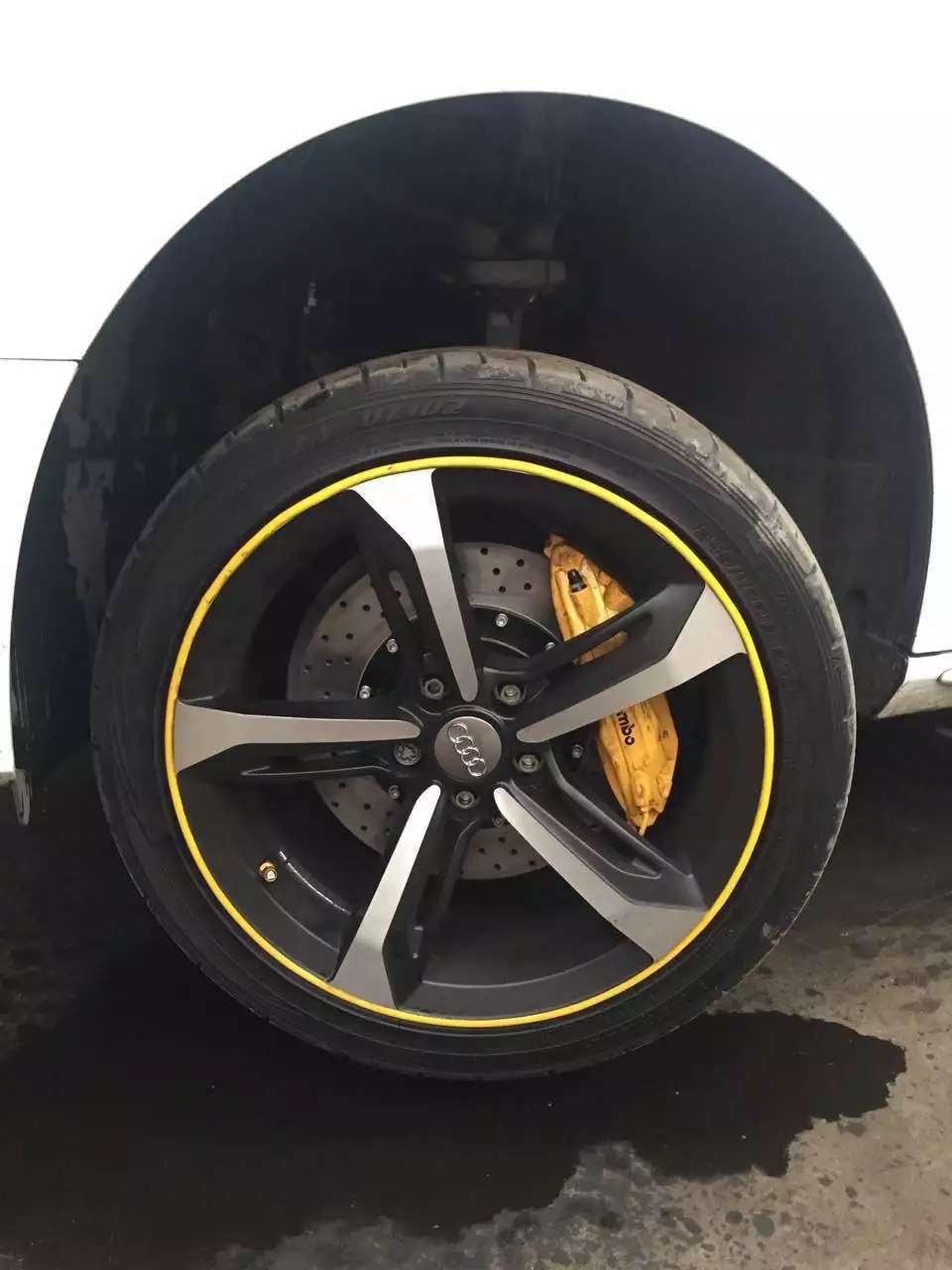 奧迪A4改裝bremboF50競技版大四活塞配330孔盤完美升級(jí)【剎車批發(fā)商 微信szcls168】