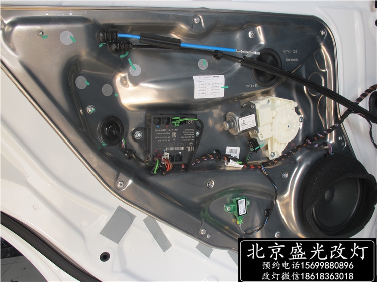 奔馳E260改豪華全LED智能隨動(dòng)照明大燈 無(wú)鑰匙進(jìn)入