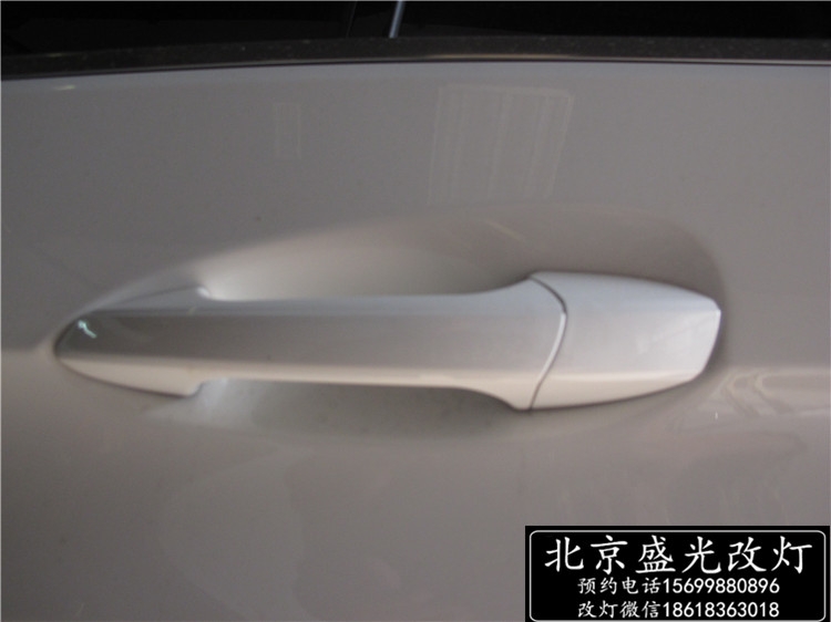奔馳E260改豪華全LED智能隨動(dòng)照明大燈 無(wú)鑰匙進(jìn)入