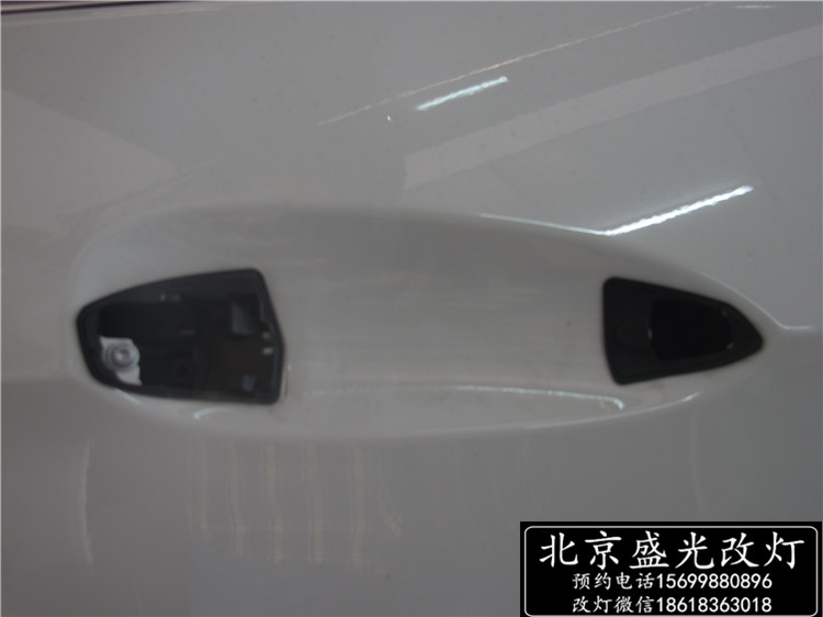 奔馳E260改豪華全LED智能隨動(dòng)照明大燈 無(wú)鑰匙進(jìn)入