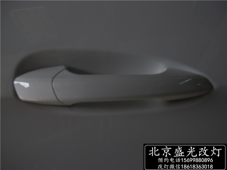 奔馳E260改豪華全LED智能隨動(dòng)照明大燈 無(wú)鑰匙進(jìn)入