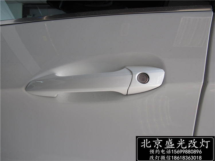 奔馳E260改豪華全LED智能隨動(dòng)照明大燈 無(wú)鑰匙進(jìn)入