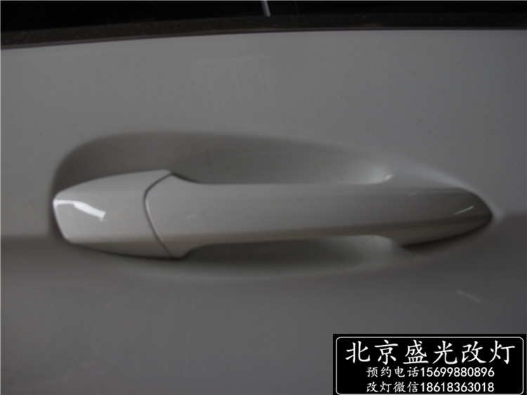 奔馳E260改豪華全LED智能隨動(dòng)照明大燈 無(wú)鑰匙進(jìn)入