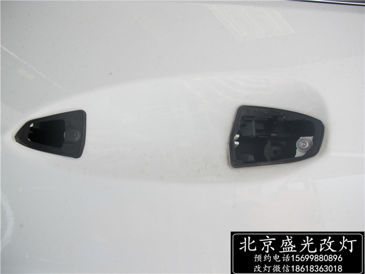 奔馳E260改豪華全LED智能隨動(dòng)照明大燈 無(wú)鑰匙進(jìn)入