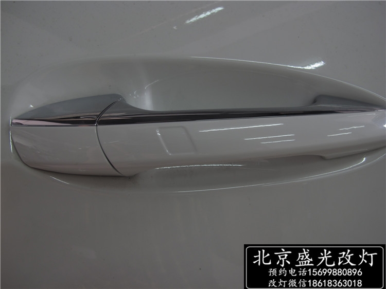 奔馳E260改豪華全LED智能隨動(dòng)照明大燈 無(wú)鑰匙進(jìn)入