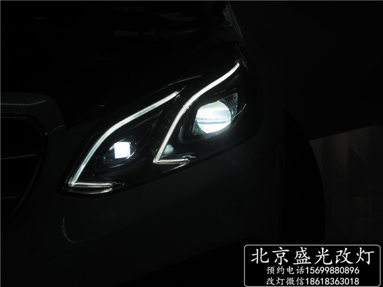 奔馳E260改豪華全LED智能隨動(dòng)照明大燈 無(wú)鑰匙進(jìn)入