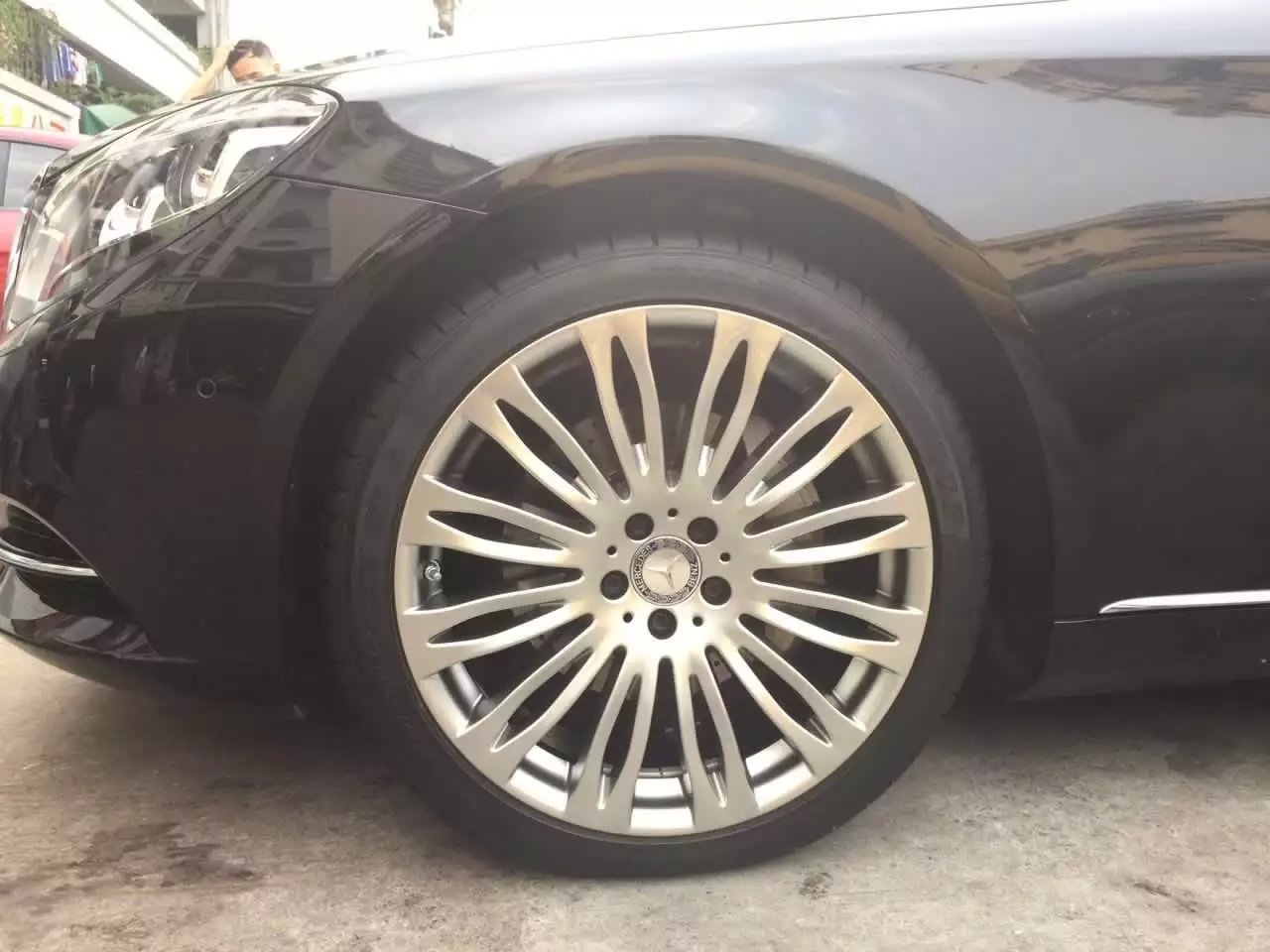 邁巴赫原裝20寸，已裝車 真漂亮
