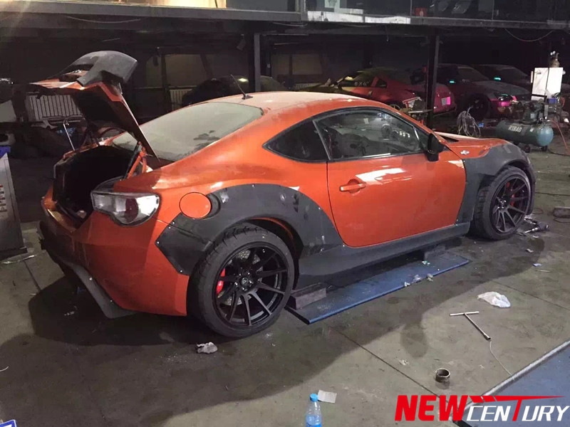 豐田86Greddy Rocket bunny二代寬體安裝效果