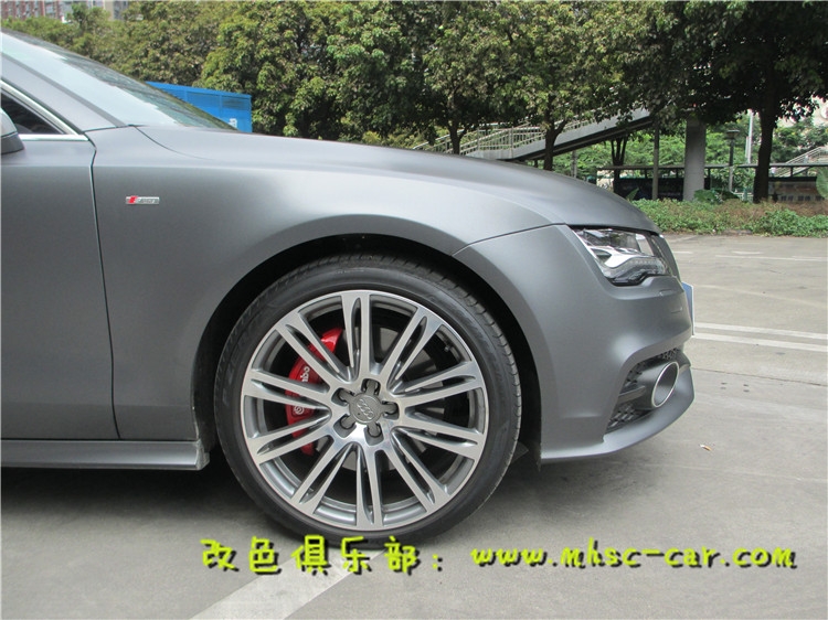奧迪A7全車貼膜改色施工德國PWF電光金屬碳灰