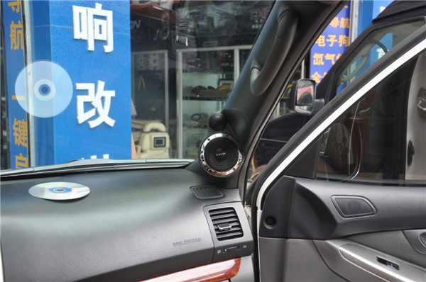 曲靖汽車音響 普拉多音響改裝德國(guó)伊頓ETON音響--音樂(lè)空間