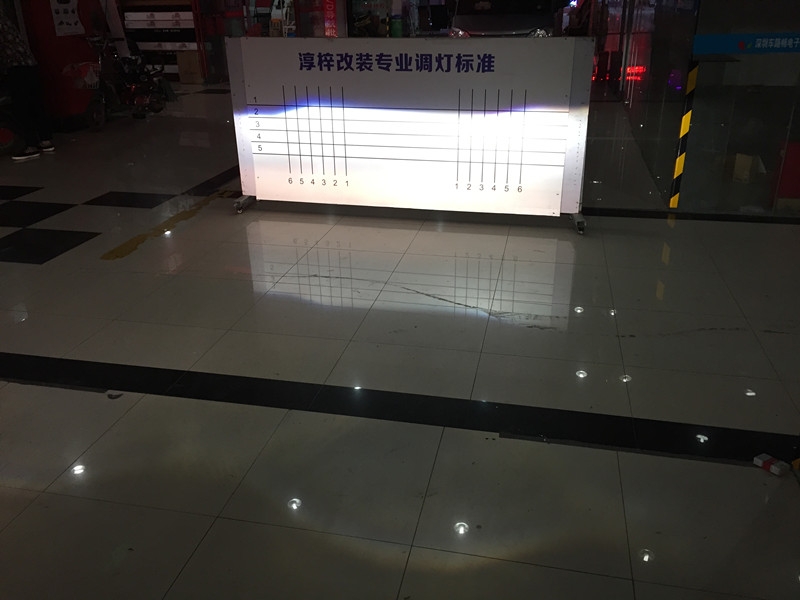 上海15款新明銳車燈升級(jí)亮度 改小糸Q5透鏡 巖崎L(zhǎng)BS 歐司朗安定器