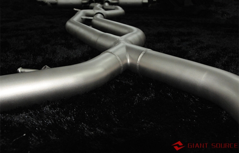 15款新保時(shí)捷卡宴改裝遙控閥門中尾段 香港giantsource巨源排氣管