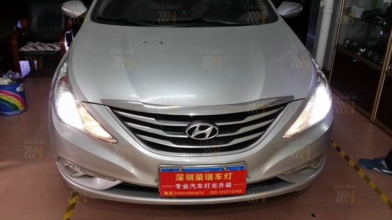現(xiàn)代八代索那塔車(chē)燈改裝方案 大燈改裝全新海拉5雙光透鏡