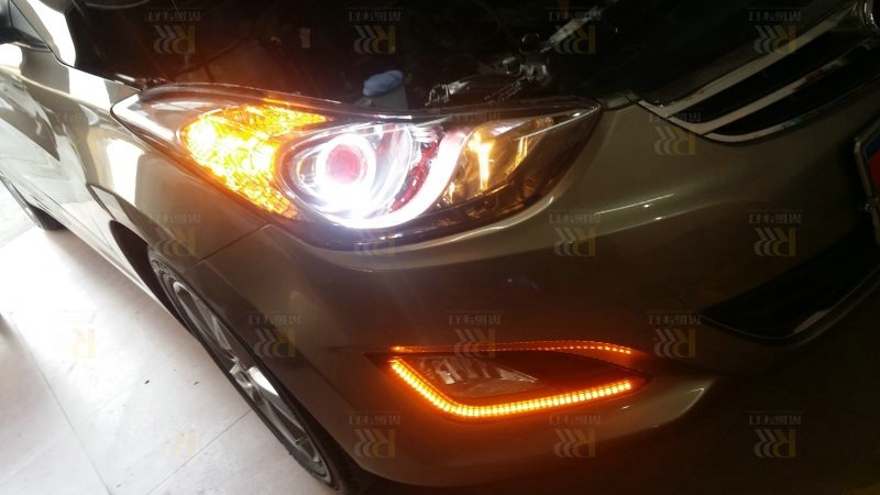現(xiàn)代瑞納車(chē)燈升級(jí)方案 氙氣大燈博士21點(diǎn)透鏡+全新歐司