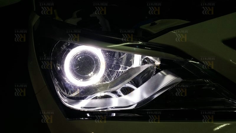 現(xiàn)代瑞納車(chē)燈升級(jí)方案 氙氣大燈博士21點(diǎn)透鏡+全新歐司