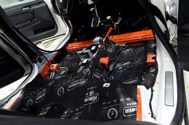 【武漢松杉汽車音響改裝】打造名爵6全車隔音+汽車音響