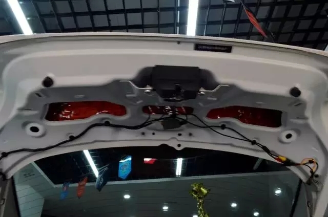 【武漢松杉汽車音響改裝】打造名爵6全車隔音+汽車音響