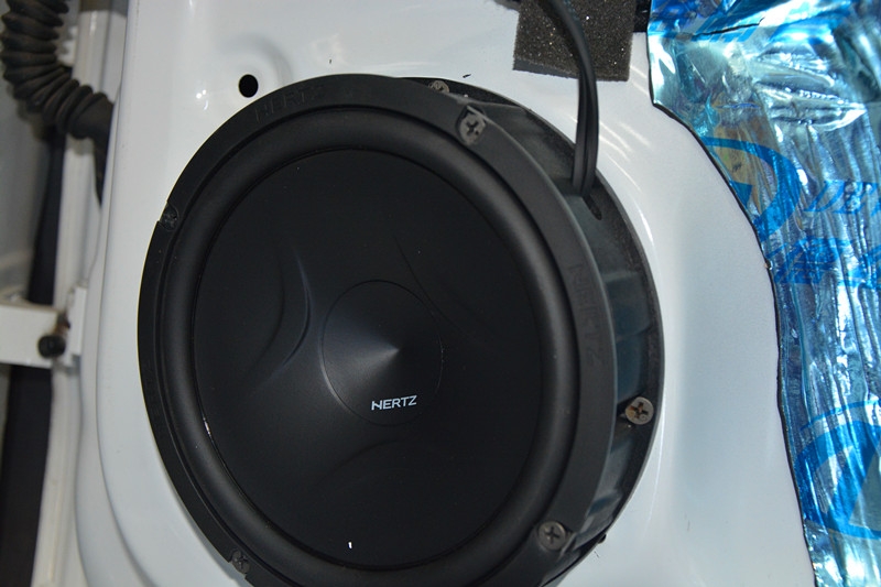 POLO音響改裝 精細(xì)多圖【唐山博納汽車音響改裝】