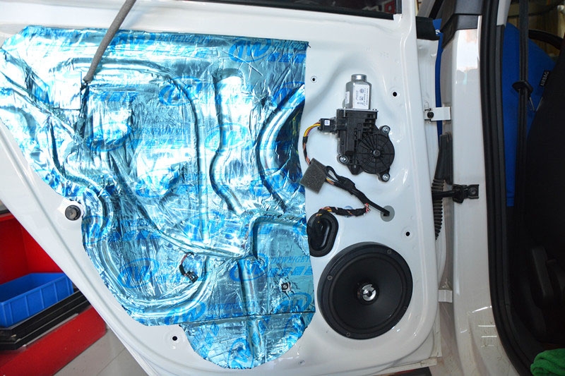 POLO音響改裝 精細(xì)多圖【唐山博納汽車音響改裝】