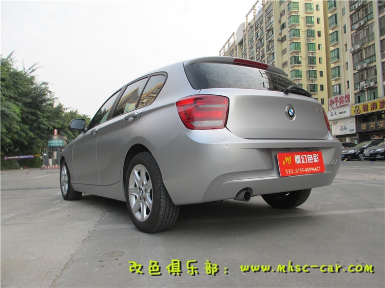 寶馬1系車身改顏色 全車改色貼膜 汽車改色膜 亞光膜