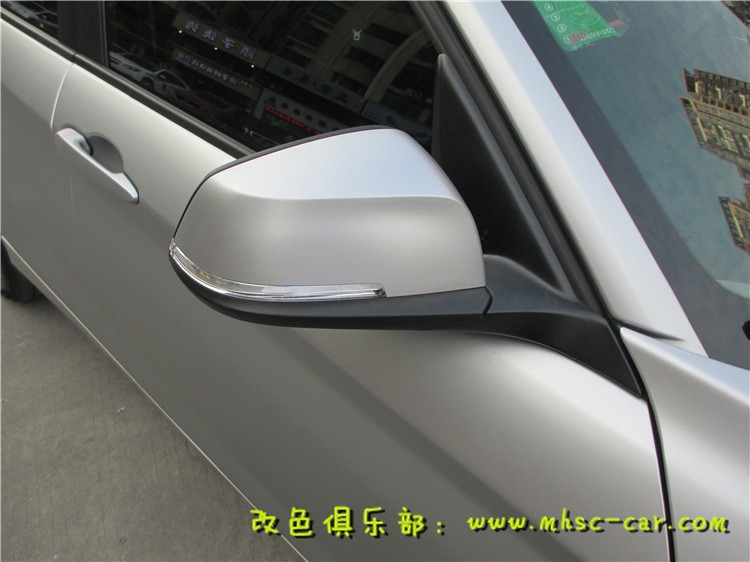 寶馬1系車身改顏色 全車改色貼膜 汽車改色膜 亞光膜