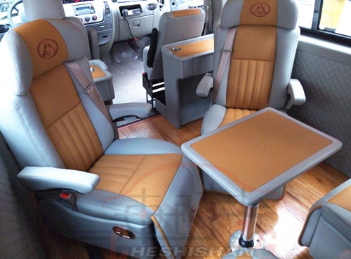 上汽大通內(nèi)飾改裝，豪華航空座椅改裝【鄭州車時尚內(nèi)飾改裝