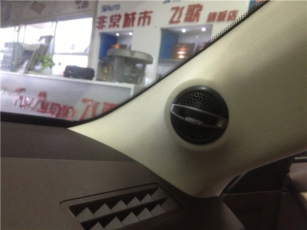 【淮安非常城市汽車音響改裝】-雷克薩斯ES200改裝意大利赫茲HSK163三分頻喇叭音響+四門加強(qiáng)版隔音。音質(zhì)出眾效果好