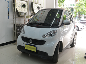 武漢松杉汽車音響改裝【奔馳smart】升級俄羅斯STP全車隔音