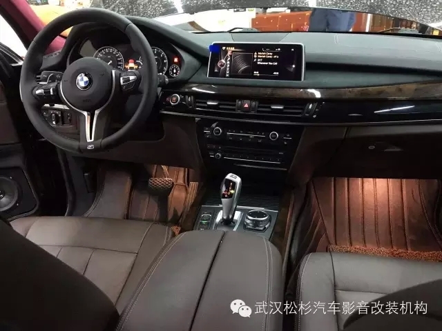 【武漢松杉汽車音響改裝】提升Bigger的神技能--寶馬X5內(nèi)飾升級(jí)