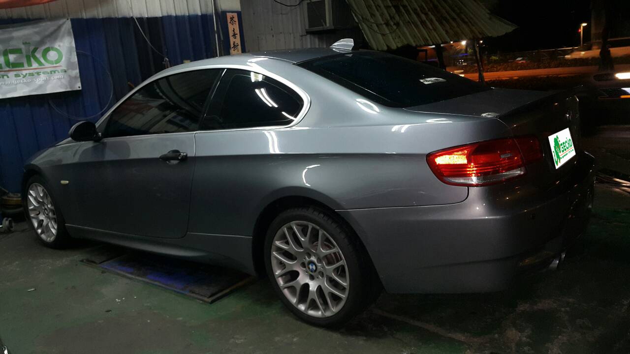 Gecko避震器 寶馬E92 335實(shí)車安裝