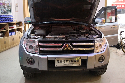 【長(zhǎng)沙霓皇汽車(chē)音響】三菱帕杰羅改銳客DSP
