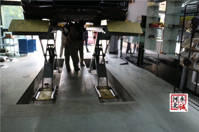 【石家莊永誠(chéng)汽車】寶馬528升級(jí)535雙邊單出排氣，方形尾唇漂亮