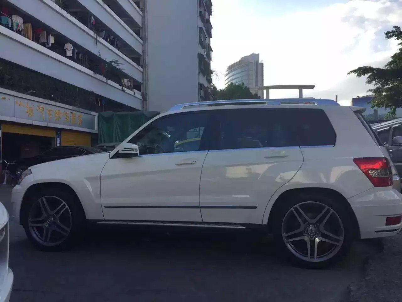奔馳，裝原裝 AMG 20寸