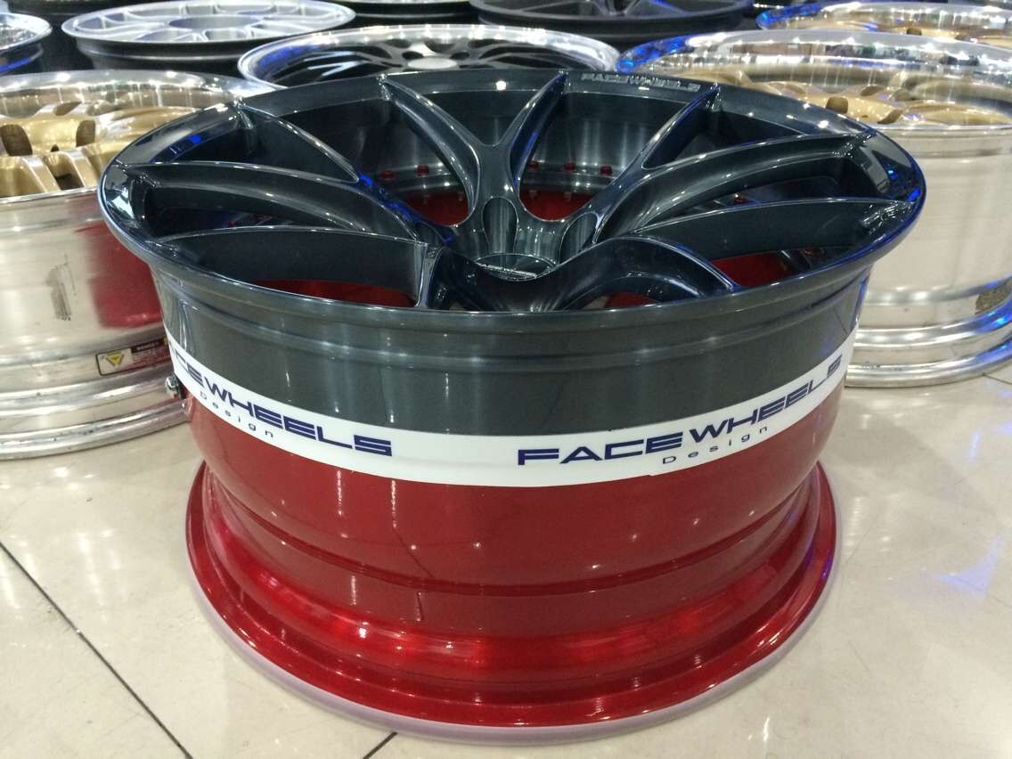 Facewheels 獨特兩片式鍛造系列