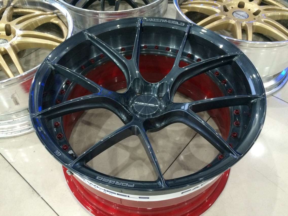 Facewheels 獨特兩片式鍛造系列