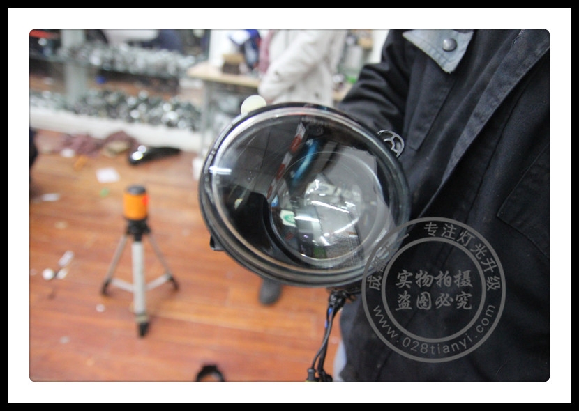 成都奧迪Q5改燈霧燈改裝氙氣燈雙光透鏡