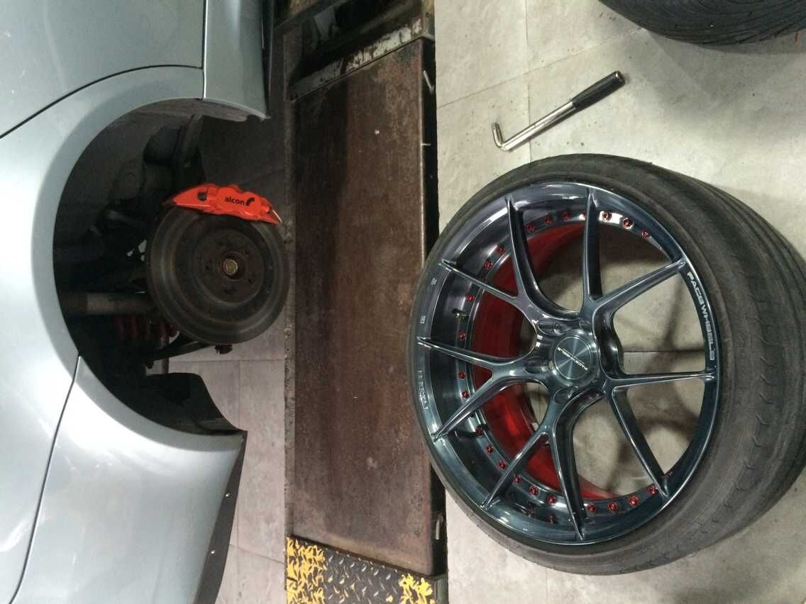 Facewheels 獨(dú)特兩片式鍛造裝E92 M3