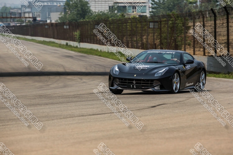 大連德利改裝法拉利 F12 改IPE排氣