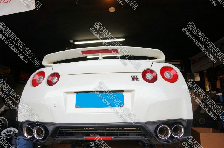 大連德利改裝日產(chǎn)GT—R升級IPE排氣