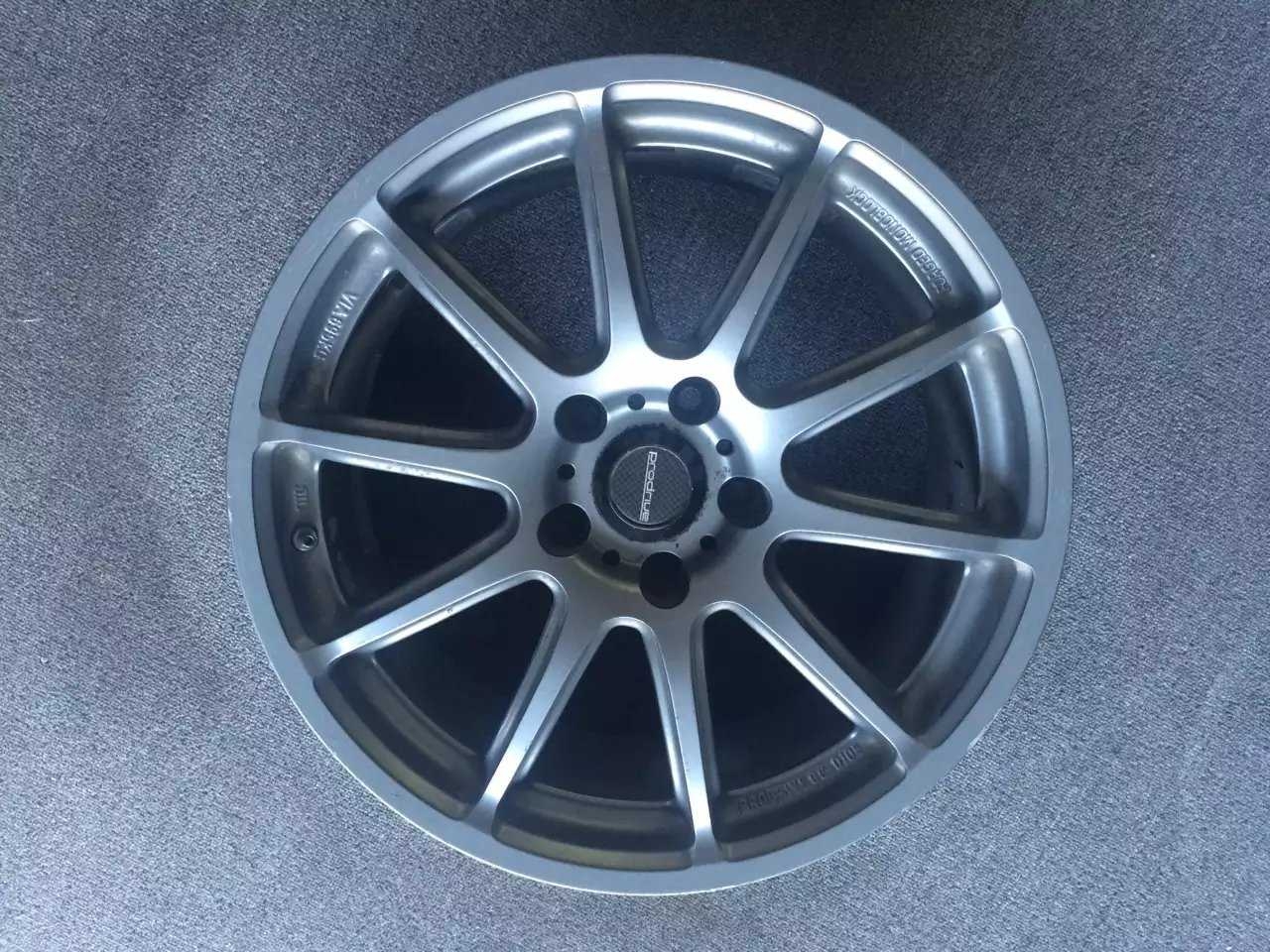 Prodrive 鍛造一套： 17 7.5J ET30 5*112