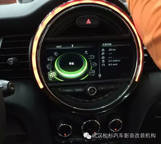 【武漢松杉汽車(chē)音響】mini Cooper的第三只眼--行車(chē)記錄儀
